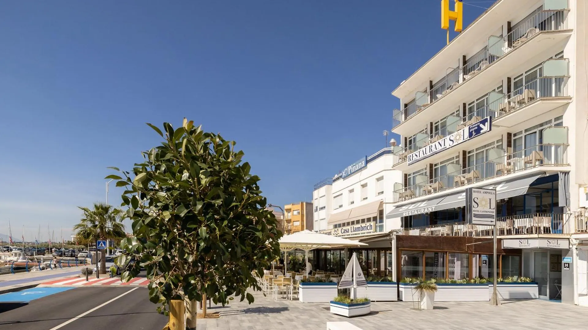 Hotel Ampolla Sol Амполья 2*,