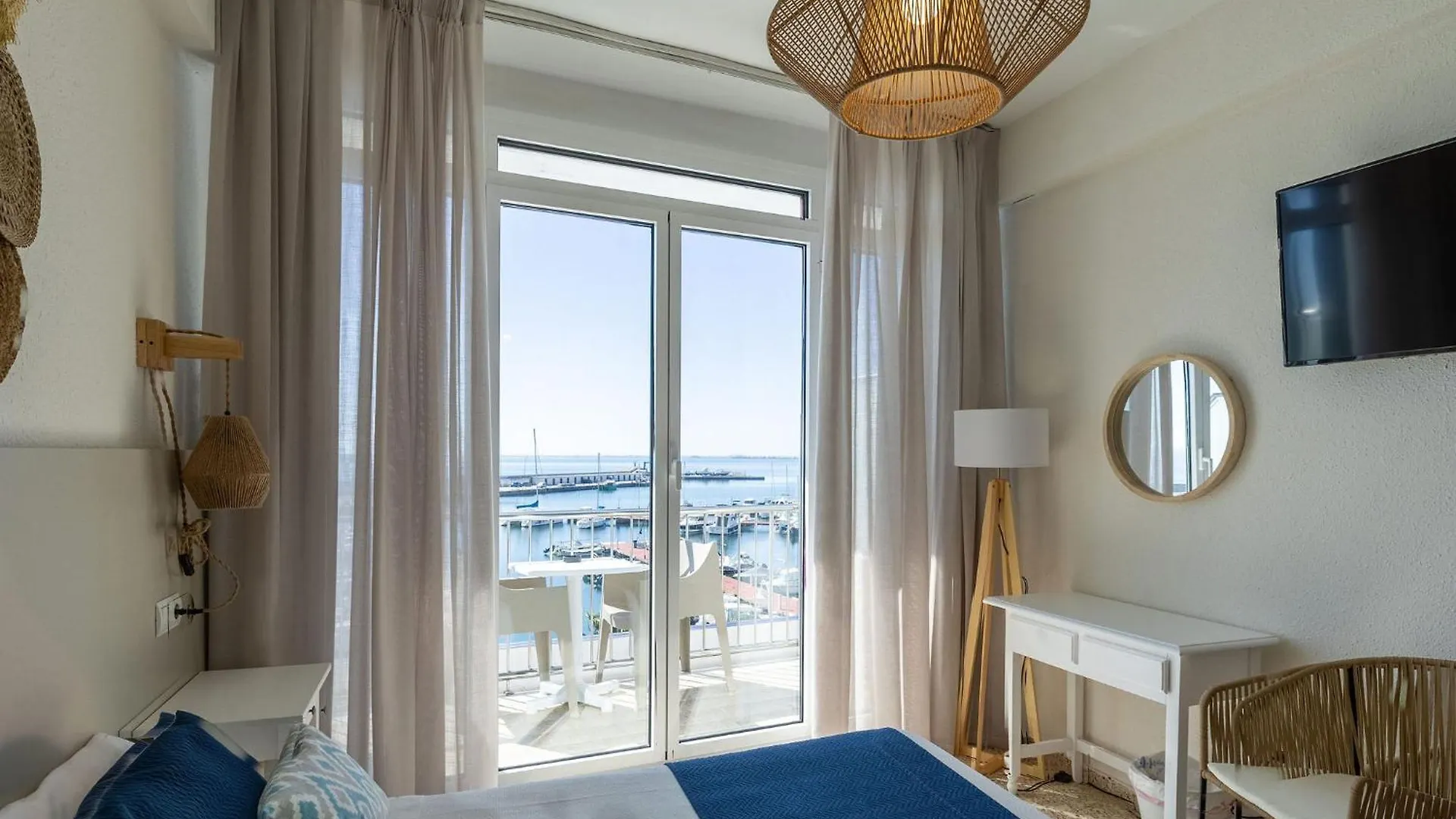 Hotel Ampolla Sol Амполья