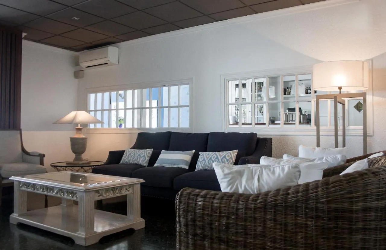 Hotel Ampolla Sol Амполья
